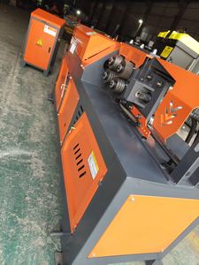 Multifunctionele wapeningsmachine voor het rechttrekken, snijden, buigen en het maken van beugels - Product Image 4