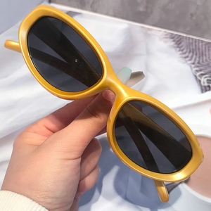 แว่นกันแดดทรงแคทอายรูปไข่เล็กแบบวินเทจ Y2K รุ่น 89122 สำหรับผู้หญิง สีเขียวเหลือง แว่นกันแดดสำหรับเล่นกีฬา ผู้ชาย ฮิปฮอป ขับรถ ป้องกันรังสียูวี 400 - Product Image 4