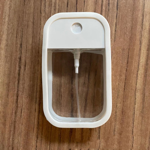 Botella de Spray Recargable de 50 ml, Desinfectante de Manos en Forma de Tarjeta de Crédito, Botella de Alcohol en Spray con Funda de Silicona - Product Image 5