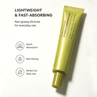 Crème d'essence pour le soin du visage OEM/ODM, 30 ml par boîte, vitamine C, raffermissante, hydratante, douce, délicate, soin quotidien, tous types de peau, personnalisable