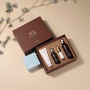Scatola Regalo Premium Personalizzata con Chiusura Magnetica, Ecologica, in Cartone Riciclato con Rivestimento UV, per Set di Profumi, Prodotti per la Cura della Pelle e Cosmetici - Product Image 3