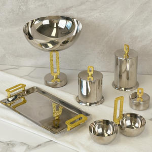 Plateau de Service de Luxe en Métal et Acier Inoxydable au Design Élégant et Personnalisé pour Gâteaux, Desserts, Fruits et Chocolat - Product Image 1