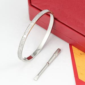 Pulseras de Lujo Jessy <span class=keywords><strong>Fashion</strong></span>, Brazalete de Acero Inoxidable con Dijes SCREW LOVE de 2 Líneas, Completamente Adornado con Diamantes - Product Image 3