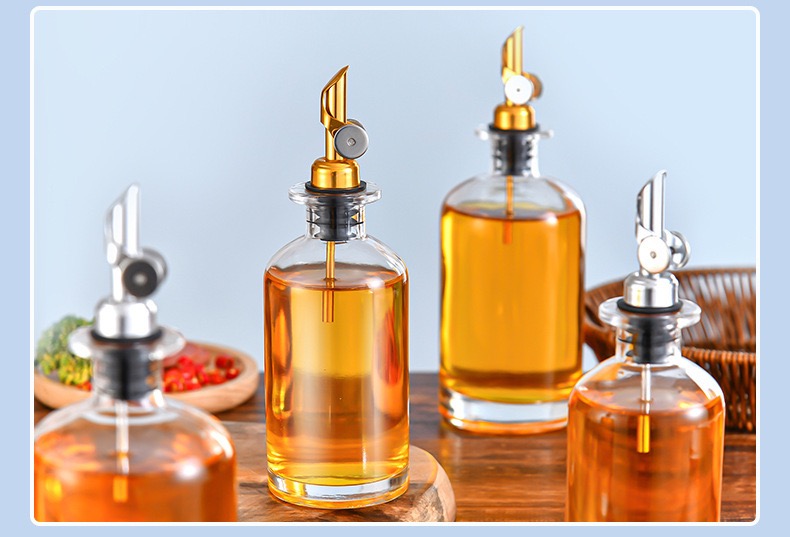 350ml 500Ml  Oil and Vinegar Dispenser with Metal Pour Spout Weighted Pourer Glass Bottle Dispenser for Kitchen Olive Oil Cruet