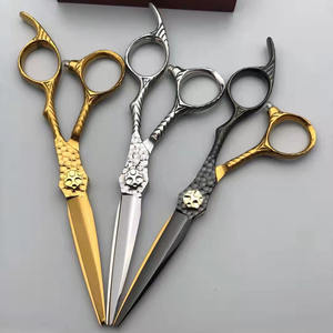 Tijeras de Peluquería Profesionales de 62 mm con Recubrimiento Dorado, Personalizables, para Diestros, con Hoja de Acero Inoxidable, Suzhou - Product Image 2
