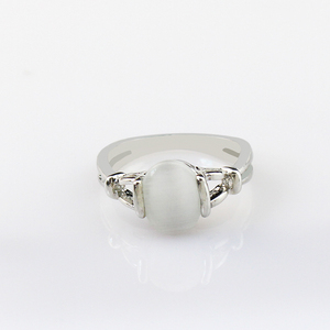 Anillos Bella de Piedra Lunar Natural con Diseño Novedoso de Twilight para Mujer, Venta al por Mayor de Joyería - Product Image 2
