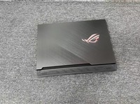 Portátil para Juegos Usado de 15.5 Pulgadas ROG Strix SCAR 3 RTX2070 Intel I7-9750H 16GB RAM SSD Frecuencia de Actualización de 240Hz Teclado en Inglés Windows 10