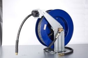 Carrete de Manguera de Agua y Aire Retráctil de Alta Presión para Jardín, Montado en la Pared, Resistente - Product Image 2
