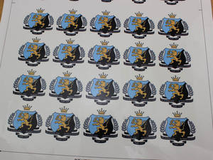 Özel beyaz kare kağıt yapışkanlı etiket etiket rulosu baskı renkli baskı iki boyutlu kod etiket etiket - Product Image 6