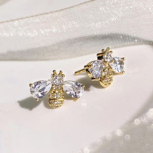 Orecchini a Goccia a Forma di Ape per Donne, Design Dolce e Carino, Accessori Femminili per Uso Quotidiano - Product Image 5