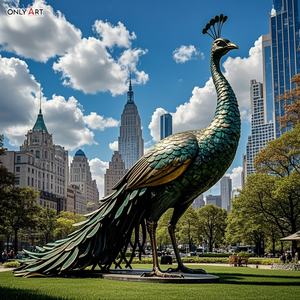 ديكور مربع لحديقة المدينة فن صب يدوي كبير تمثال طاووس معدني من البرونز تمثال تمثال طاووس نحاسي عملاق - Product Image 1