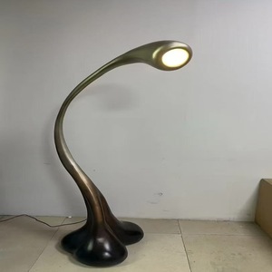 Lámpara de Pie de Resina con Escultura de Rama de Árbol de Estilo Nórdico Posmoderno, Fuente de Luz LED, Iluminación Decorativa para Sala de Estar - Product Image 1