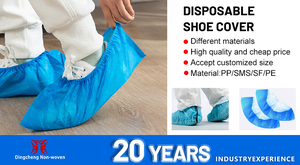 Pack de 100 paires de couvre-bottes bleus imperméables antidérapants PE/CPE couvre-chaussures jetables en plastique pour l'extérieur. - Product Image 6