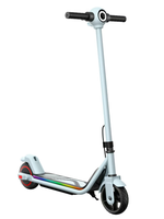 Haute qualité enfants 130w Scooter électrique Flash roues tige et pont avec feux latéraux enfant Push Scooter