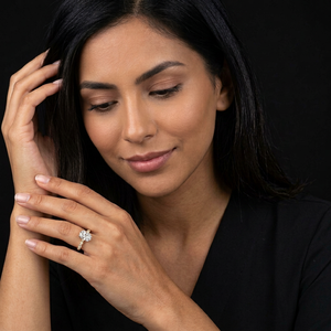 Anillo de Compromiso con Diamante Cultivado en Laboratorio de Corte Ovalado, Chapado en Oro Amarillo de 18k, Dos Tonos, Solitario de Lujo, Certificado IGI, para Aniversario de Bodas - Product Image 1