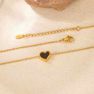 Collar Minimalista de Acero Inoxidable con Colgante en Forma de Corazón Chapado en Oro de 18K para Mujer, Cadena de Eslabones a la Moda - Product Image 3