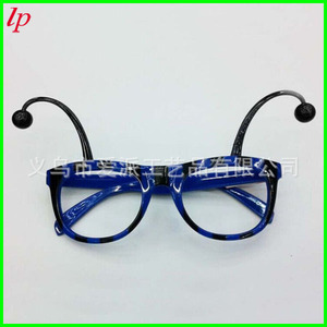 Lunettes de coccinelle rouges pour enfants, accessoires de fête en plastique pour anniversaire d'enfants LPS0062 - Product Image 3