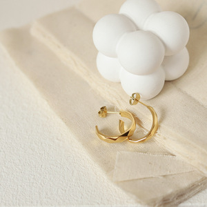 Korean Faceted Geometric Checkered <b>Small</b> Hoop <b>Earrings</b>, 18K Gold Plated Stainless Steel <b>Stud</b> <b>Earrings</b>, Versatile Fashion Jewelry - Product Image 5