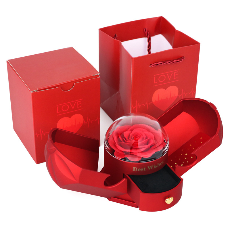 Rouge avec Rose de Savon
