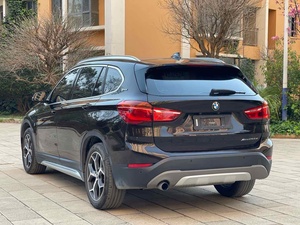BMW ST X1 SDrive18li Fashion Edition 2019 Usado, Van Turbo con Transmisión Automática, Motor 8L, Interior Claro en Color Silverado - Product Image 5