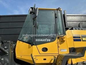 Chargeuse sur pneus KOMATSU WA200 d'occasion en excellent état de marche, d'origine japonaise - Product Image 5