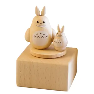 Offre Spéciale belle client en bois Totoro boîte à Musique pour enfants jouet