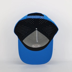 Gorro de camionero de Golf de 5 paneles estructurado con bordado de cara sonriente de alta calidad Unisex personalizado, gorras deportivas con agujeros cortados a láser transpirables - Product Image 4