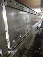 Ligne de production automatique, machine de fabrication de poteau de lumière de frein de presse robuste avec robot
