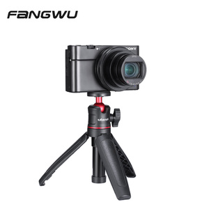 Mini Tripod Multifunctional Ulanzi Mt-08 Dslr Slr Phone <span class=keywords><strong>Vlog</strong></span> Tripod Cold Shoe Mobile Phone Mount Holder Vlogging - Product Image 1