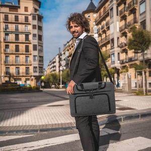 Échantillon gratuit Vente en gros Sacs à dos pour ordinateur portable imperméables avec logos personnalisés pour les entreprises, les collèges et les retraites - Product Image 6