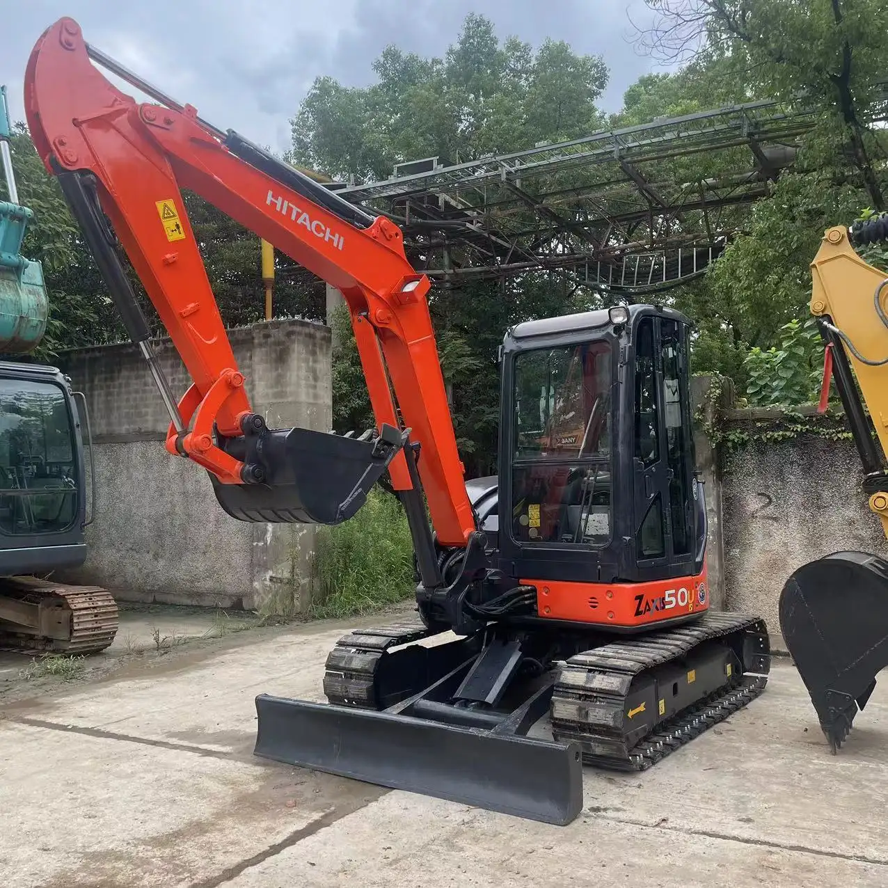 Hitachi ex60 LC5 Digger Machi hộ gia đình cũ zaxis50u ban đầu cũ tay HITACHI máy xúc 5 tấn Mini EXC