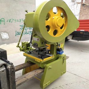 Clôture de sécurité enduite de <span class=keywords><strong>PVC</strong></span> galvanisée en acier automatique à grande vitesse faisant la machine - Product Image 6
