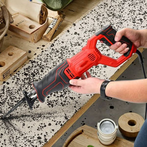 220V maison électrique <span class=keywords><strong>scie</strong></span> <span class=keywords><strong>sabre</strong></span> Portable <span class=keywords><strong>Mini</strong></span> bois métal outil de coupe <span class=keywords><strong>scie</strong></span> alternative portable pour branche d'arbre fruitier industriel - Product Image 4