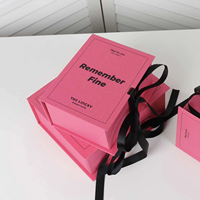 Scatola Regalo di Lusso Personalizzata Peike, Stile Libro Magnetico Rosa Intenso, in Cartone con Materiale Spugnoso e Nastro per Confezioni di Gioielli