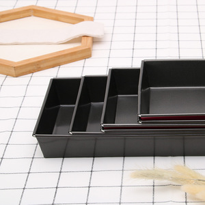 ถาดอบขนมเหล็กคาร์บอนแบบไม่ติดกระทะ รูปทรงสี่เหลี่ยม สำหรับทำขนมปัง ใช้กับเตาอบได้ รุ่น B020 - Product Image 1