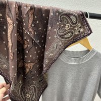 65*65cm Etnisch Patroon Echte Zijden Sjaal Zachte Vierkante Sjaal Mode Halsdoek Multifunctionele Halsdoeken voor Vrouwen