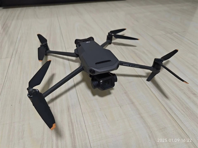 Brand New Original Mavic 3 Classic Prosumer Drone Hasselblad 5.1k Camera 46min Flight Time Obstacle Avoidance RC Quadcopter