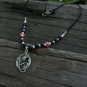 สร้อยคอยาวประดับโรโดโครไซต์และลูกปัดหินภูเขาไฟ พร้อมจี้รูปดอกธิสเทิล สร้อยคอแบบ<span class=keywords><strong>ชุด</strong></span>เอี๊ยมสไตล์ไวกิ้ง เครื่องประดับสำหรับผู้หญิงเสริมเสน่ห์ - Product Image 2