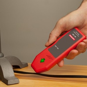 Amprobe BT-120 Localizador de Disyuntores, Rastreador de Sistemas Energizados de 90-120V CA, Ajuste Automático de Sensibilidad - Product Image 2