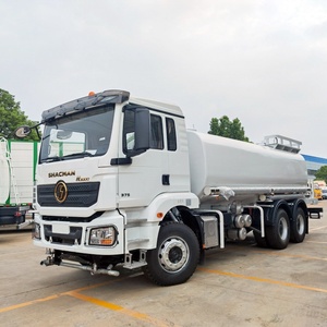Camión Cisterna Shacman 6X4 de Buena Calidad y Bajo Precio, Camión Cisterna de 5000 Galones con Aspersor en Venta - Product Image 5