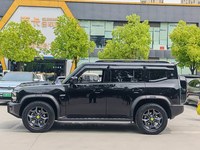 Jetour Traveler T2 Turbo 2023 d'occasion, SUV essence automatique, sièges en cuir, toit ouvrant, conduite à gauche, économique en carburant, idéal pour les affaires au Ghana