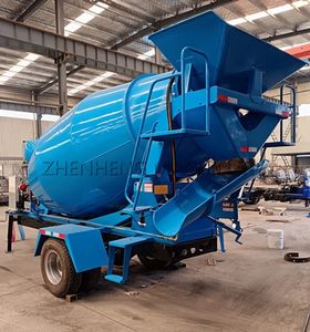 Bétonnière tractée à entraînement hydraulique 8m³, cuve de mélange de béton à décharge rapide 8000L avec chute réglable - Product Image 2