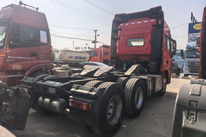 Nouveau Tracteur Routier Diesel Automatique Robuste Feng Niao X3000 64 Euro 5 avec Caméra 360° >450CV pour l'Exploitation Minière - Product Image 2