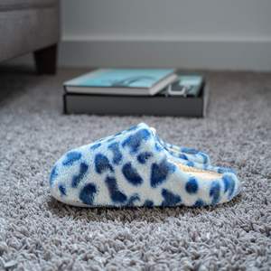 Nouvelle Collection 2026 – Chaussures Unisexe Confortables en Cuir Véritable Évidé à Talon Chat, Bout Pointu, Talon Bas, Résistantes à l'Eau - Product Image 3