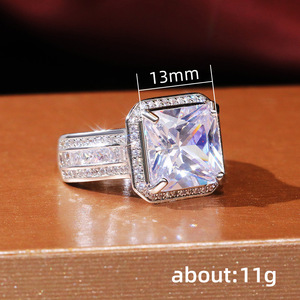 Anello con intarsio completo a taglio quadrato per donna, elegante gioiello da dito scintillante e alla moda - Product Image 5