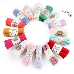 Vente en gros Nouvelle Écharpe Hijab en Polyester Plissé Uni Respirant et Protecteur Solaire pour Femme Musulmane Automne/Hiver - Product Image 1