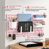 Organisateur de bureau à domicile avec panneau perforé, étagères murales DIY pour papeterie et petits objets.