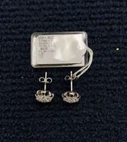 Großhandel 925 Silber Blumencluster CZ-Ohrringe für Damen, Geeignet für Tägliches Pendeln und Verabredungen, OEM/ODM Verfügbar