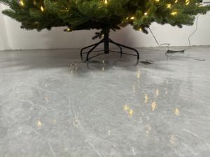 Árbol de Navidad de PE de Alta Calidad, sin Olor, Resistente al Fuego, de 5, 6, 7 y 8 Pies, con Luces, Venta al Por Mayor - Product Image 4