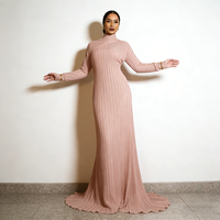 Robes de soirée musulmanes élégantes et formelles pour femmes, en tissu plissé, à col haut, à manches longues, de couleur rose clair, longueur au sol, douces et lisses